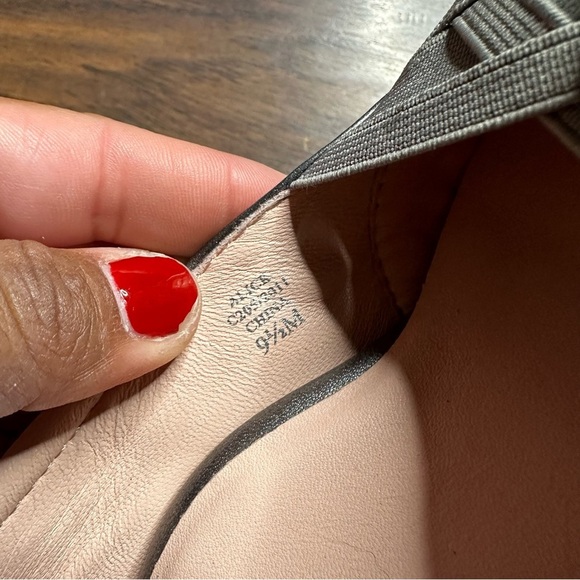 Taryn Rose Alick Leather Loafers - Picture 3 of 5